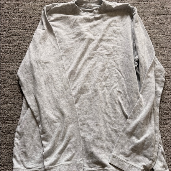 SKIMS Tops - Skims boyfriend tshirt in grey